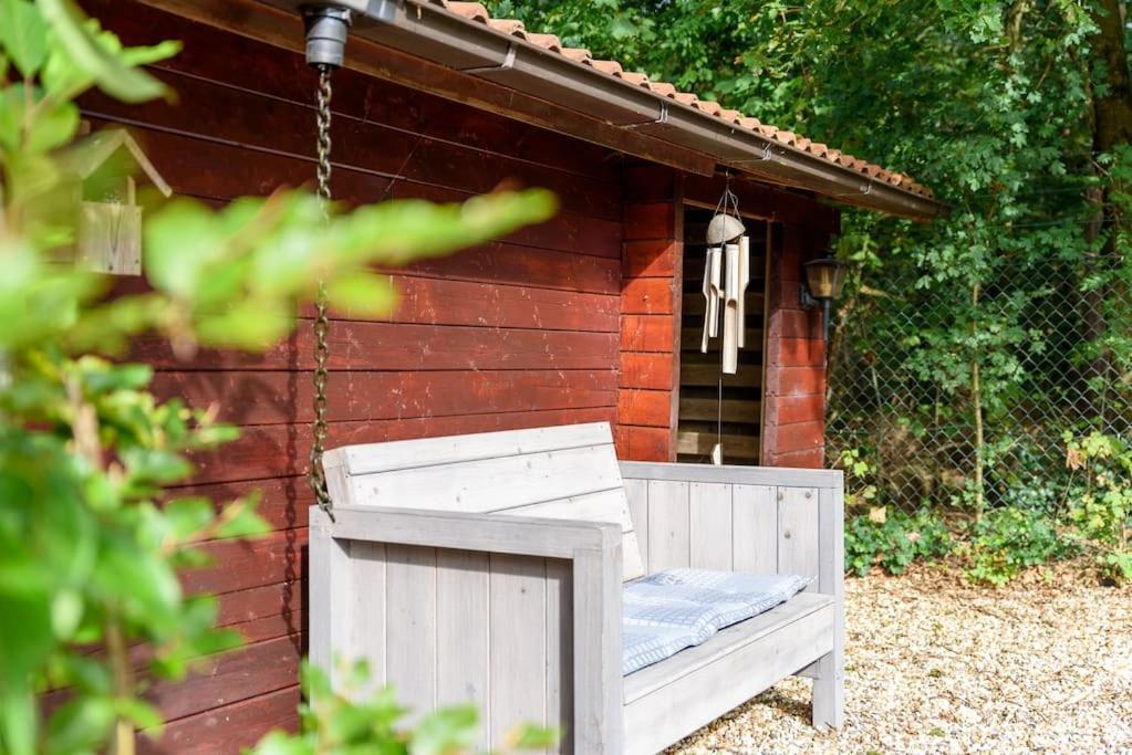 Spacious Wooden Cottage With Infra-Red Sauna At Veluwe Putten Luaran gambar