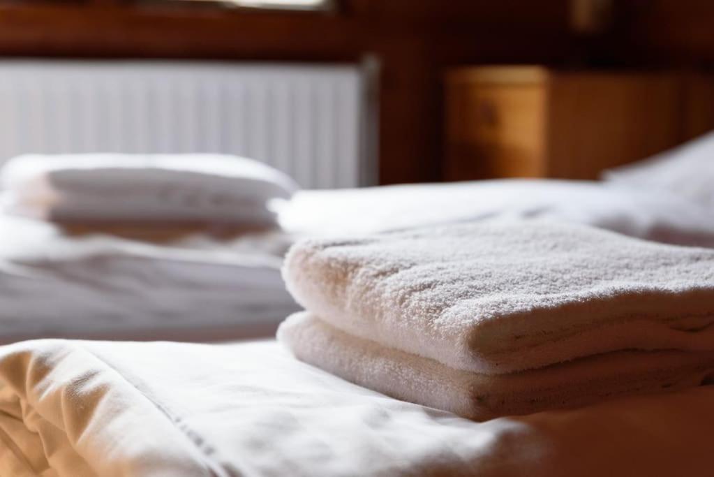 Spacious Wooden Cottage With Infra-Red Sauna At Veluwe Putten Luaran gambar